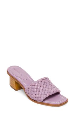 BERNARDO FOOTWEAR Woven Slide Sandal in Lilac