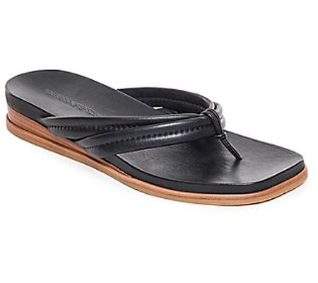 Bernardo Leather Thong Sandal - Miami Comfort
