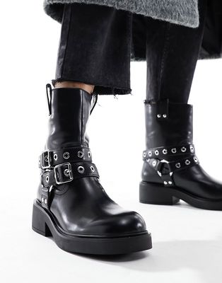 Bershka buckle detail ankle length boots in black