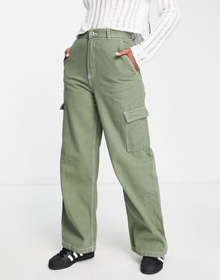 Bershka cargo straight jeans in light khaki-Green
