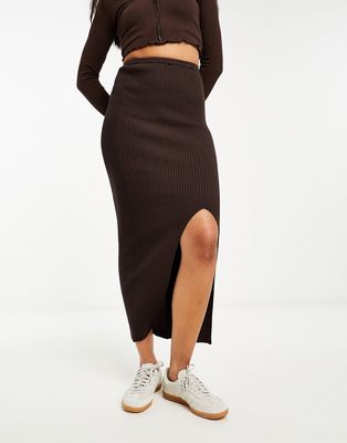 Bershka knit bodycon midi skirt in chocolate-Brown