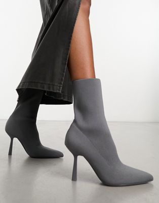 Bershka knitted heeled boots in charcoal-Gray
