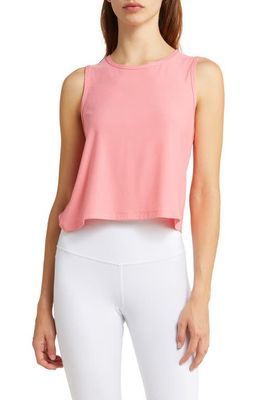 Beyond Yoga Featherweight New View Crop Tank in Sun Kissed Coral Heather