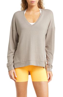 Beyond Yoga Long Weekend Knit Pullover in Fawn