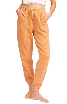 Billabong Ideal Joggers in Toffee