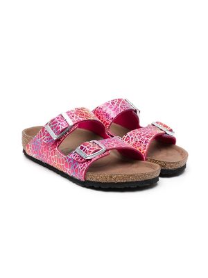 Birkenstock Kids Arizona hologram sandals - Pink