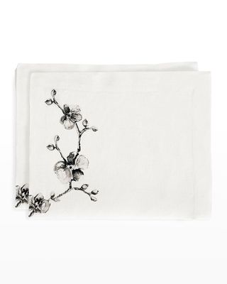 Black Orchid Fingertip Towel Stand