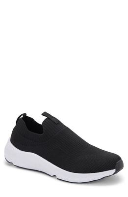 Blondo Knight Waterproof Slip-On Sneaker in Black