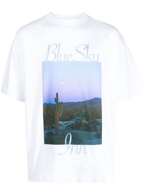 BLUE SKY INN photograph-print short-sleeve T-shirt - White