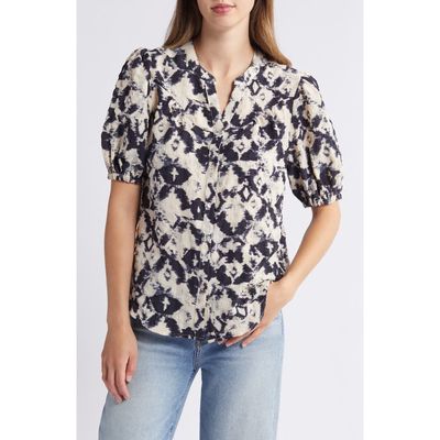 Bobeau Ikat Puff Sleeve Button-Up Shirt in Charcoal/Ivory Abstract 