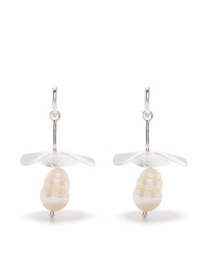 BONVO Arch pearl drop earrings - Silver