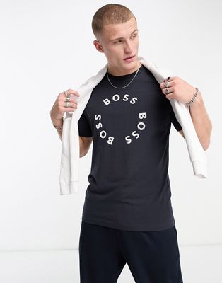 BOSS Green Tee 4 T-shirt in navy with circle logo
