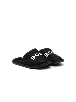 BOSS Kidswear logo-print detail slippers - Black