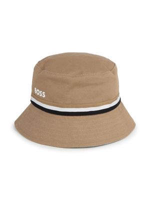 BOSS Kidswear logo-print reversible bucket hat - White