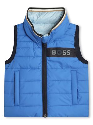 BOSS Kidswear logo-print reversible puffer gilet - Blue