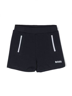 BOSS Kidswear logo-print sport shorts - Blue