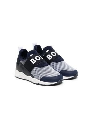 BOSS Kidswear logo-print strap sneakers - Blue