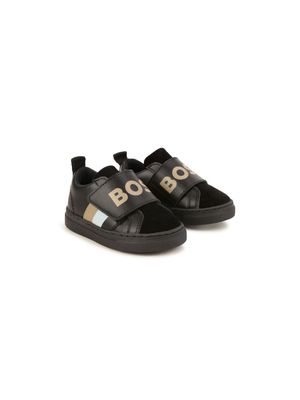 BOSS Kidswear logo-print striped sneakers - Black