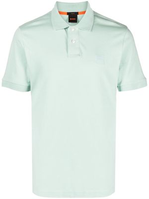 BOSS logo-embossed piqué polo shirt - Green