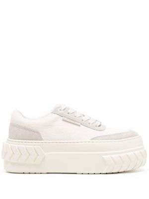 Both panelled low-top sneakers - White