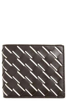 Bottega Veneta 15 Avenue Intrecciato Leather Bifold Wallet in Fondant White 