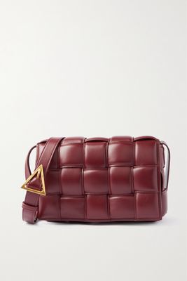 Bottega Veneta - Cassette Padded Intrecciato Leather Shoulder Bag - Burgundy