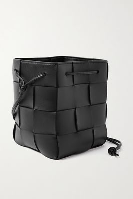 Bottega Veneta - Cassette Small Intrecciato Leather Bucket Bag - Black