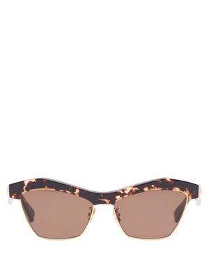 Bottega Veneta Eyewear - Cat-eye Tortoiseshell-acetate Sunglasses - Womens - Tortoiseshell