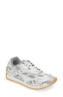 Bottega Veneta Orbit Low Top Sneaker in 1425 Silver-White-Opw Rub