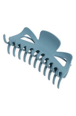 BP. Jumbo Wing Claw Clip in Blue