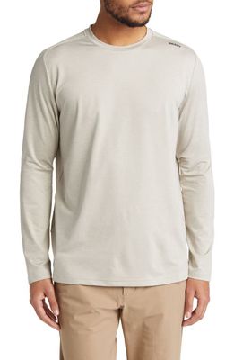 BRADY All Day Comfort Long Sleeve Performance T-Shirt in Heathered Oatmeal