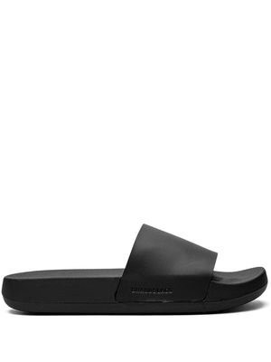 BRAND BLACK Kashiba-Lux slides