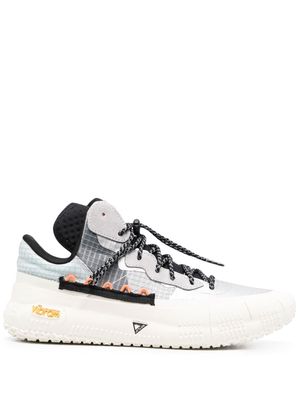 BRAND BLACK M550BB low-top sneakers - Silver