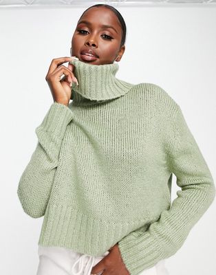 Brave Soul cattio boxy cropped roll neck sweater in-Green