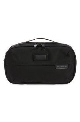 Briggs & Riley Baseline Expandable Travel Bag in Black