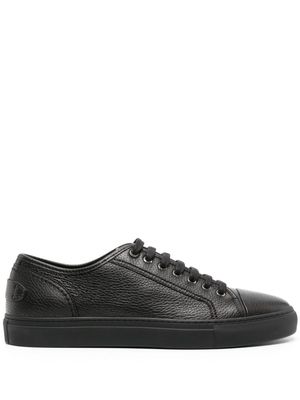 Brioni pebbled leather sneakers - Black