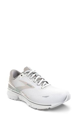 Brooks Ghost 15 Running Shoe in White/Crystal Grey/Glass