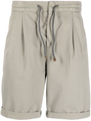 Brunello Cucinelli drawstring-fastening waistband shorts - Green