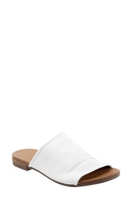 Bueno Turner Slide Sandal in White Leather