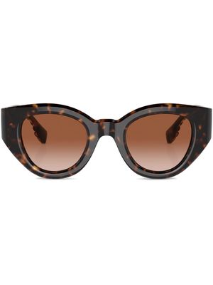 Burberry Eyewear Meadow tinted-lenses sunglasses - Brown