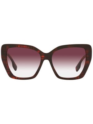 Burberry Eyewear Tamsin butterfly-frame sunglasses - Brown