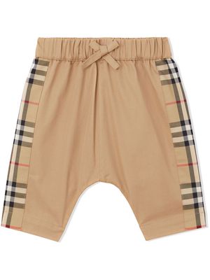 Burberry Kids check-print cotton shorts - Neutrals