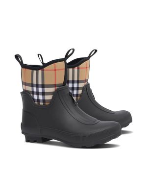 Burberry Kids House-check rain boots - Black