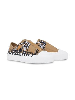 Burberry Kids Sneakers Brown