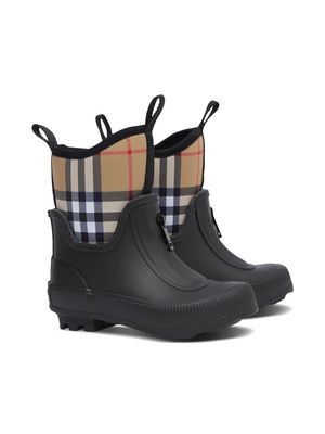 Burberry Kids Vintage-check rain boots - Black