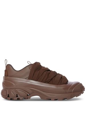 Burberry lace-detail leather sneakers - Brown