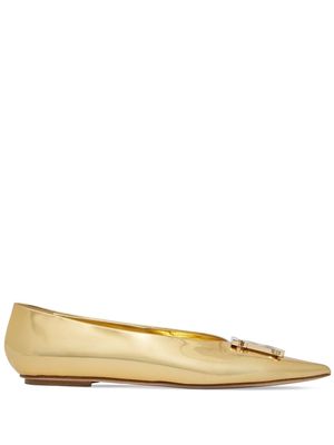 Burberry logo-plaque pointed ballerina shoes - Gold