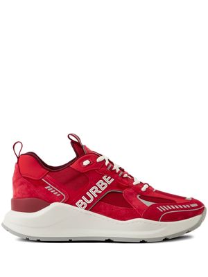 Burberry logo-print panelled sneakers - Red