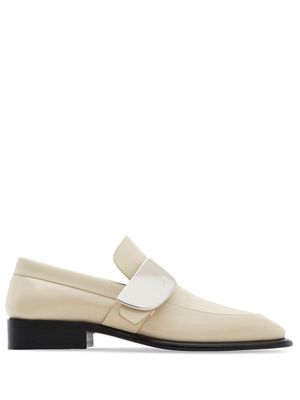 Burberry Shield leather loafers - Neutrals