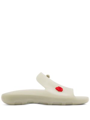 Burberry Stingray appliqué-detail slides - White